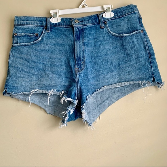 Abercrombie & Fitch the mom high rise blue Jean short curve love size 34/18 - Picture 6 of 8